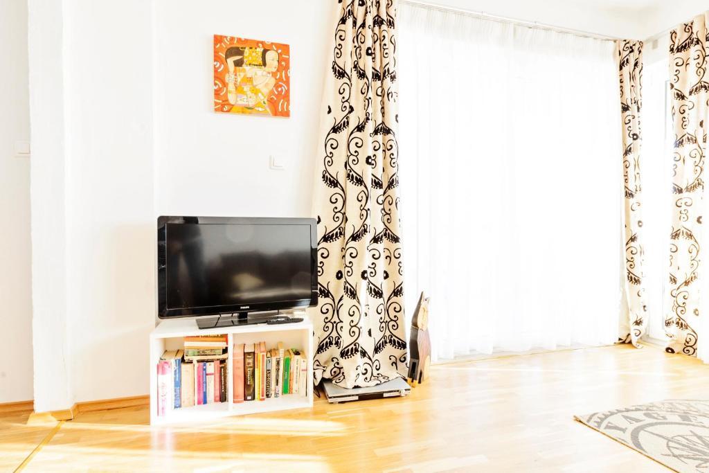 アパートメンツ ニヴァ ドゥブロブニク 部屋 写真